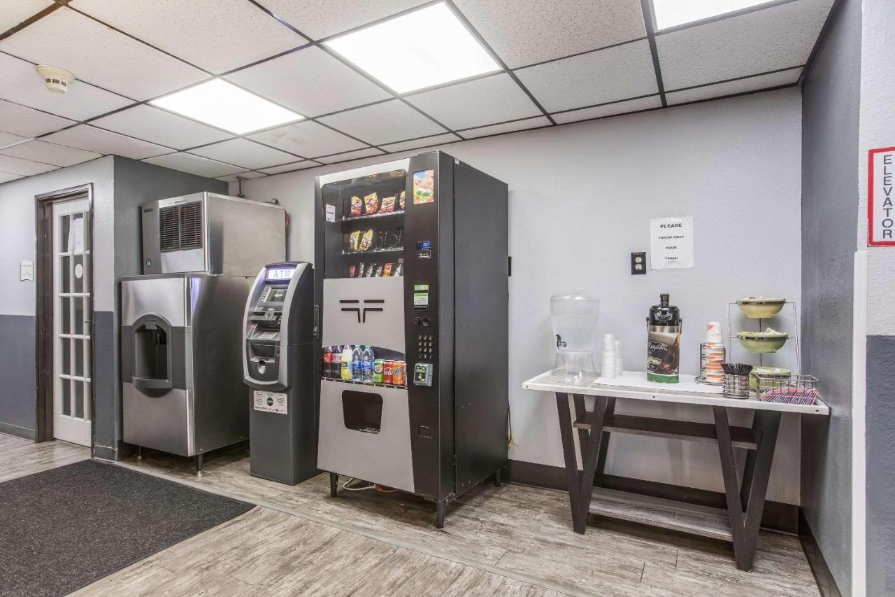 Quality Inn Atlanta Airport-Central College Park Εξωτερικό φωτογραφία