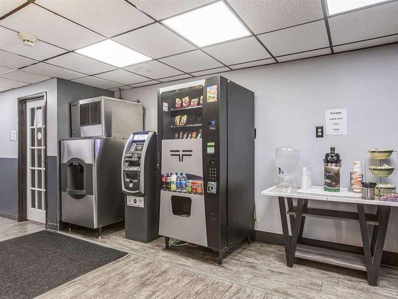 Quality Inn Atlanta Airport-Central College Park Εξωτερικό φωτογραφία